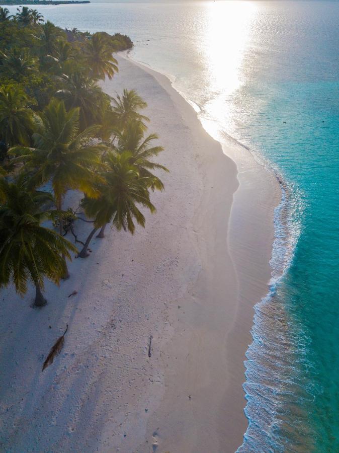 Отель Nihaali Maldives Кударикилу Экстерьер фото